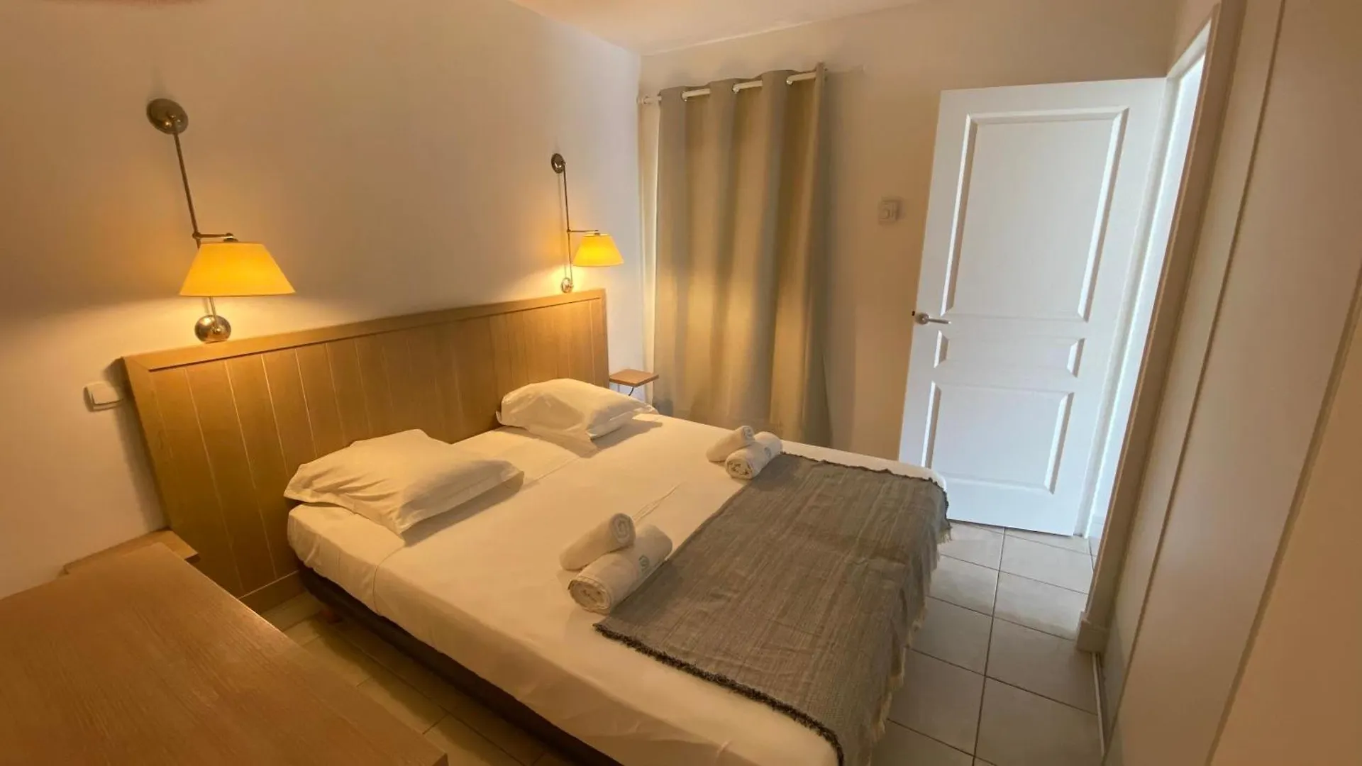 Apartment A022 Chic Cannes Flat Balcony Parking